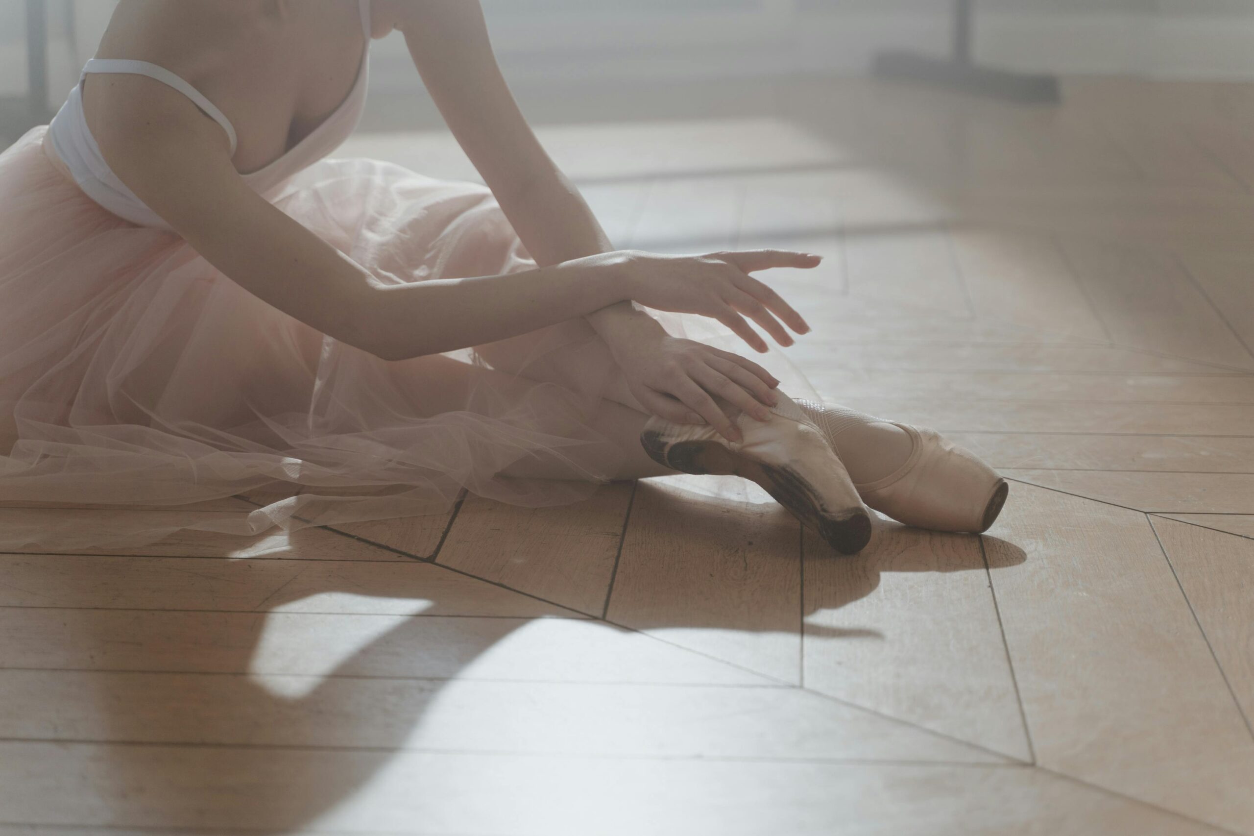 ballerina photoshoot chiffon skirt ballet core pointe shoes aesthetic