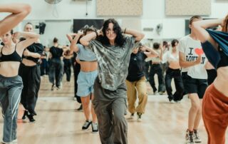 woman adult hip hop class what to wear